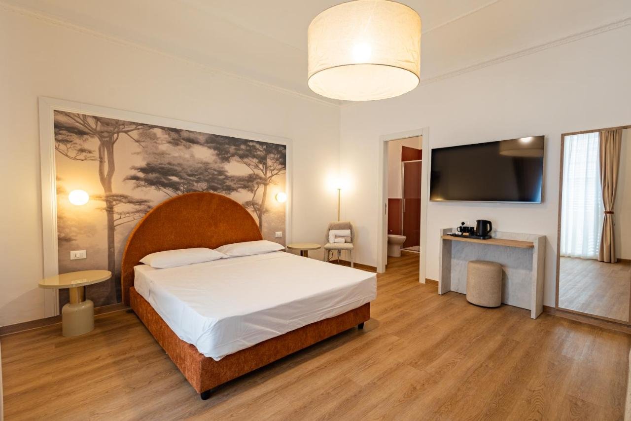 Lina's Room — Cinisi